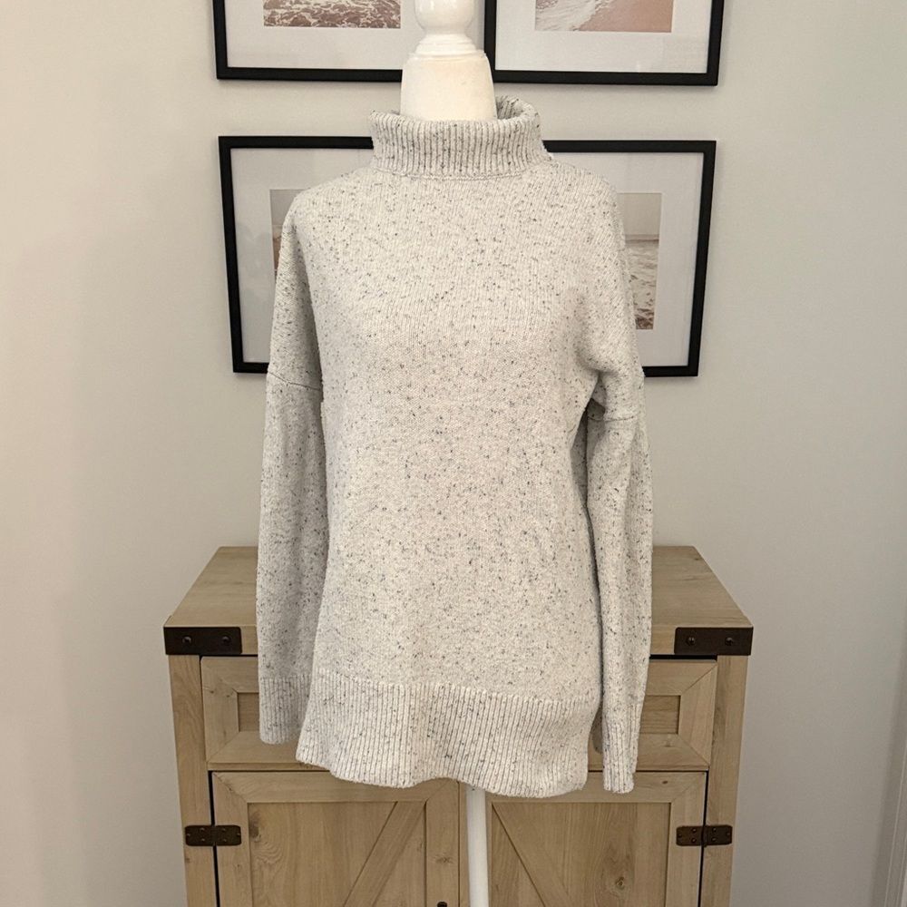 Women's Speckled Gray Turtleneck Sweater